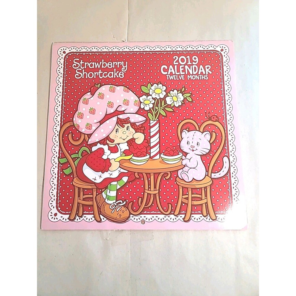 2019 Strawberry Shortcake 12 Month Wall Calendar ( Open) NOS